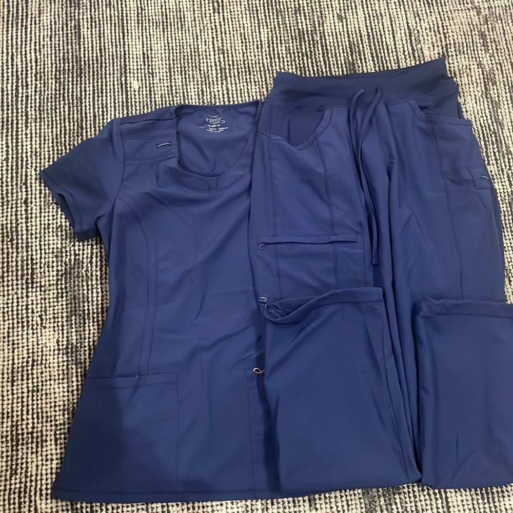 Xs navy infinity scrub set